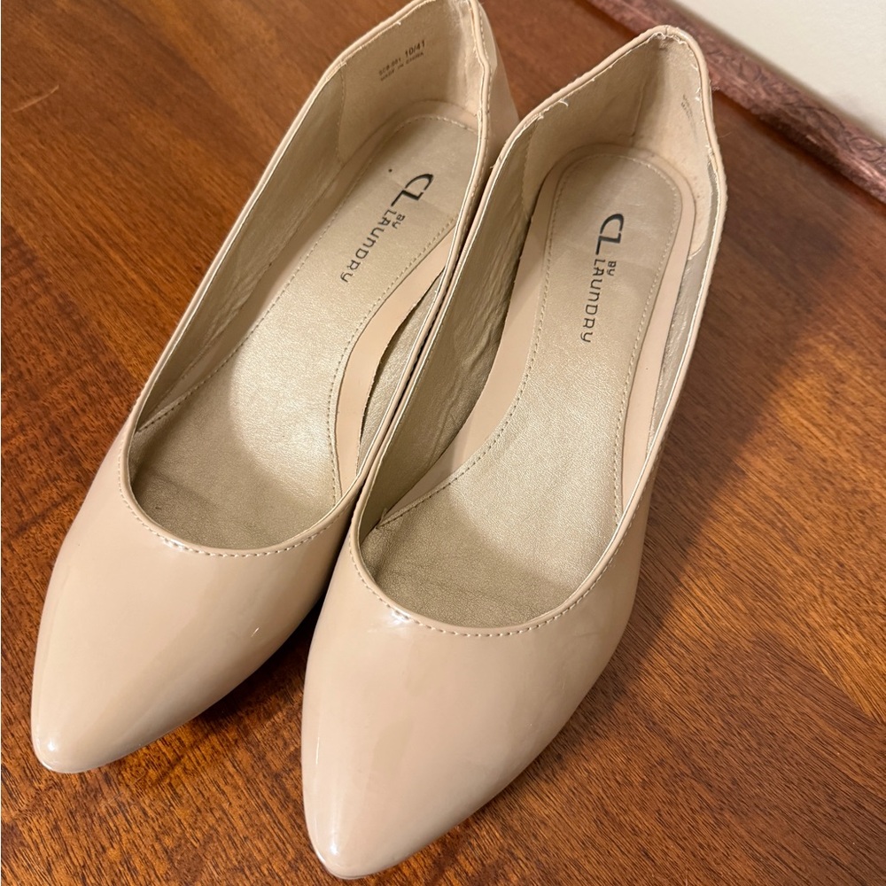 CL by Laundry Cream Pointed-Toe Flats